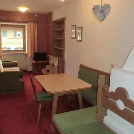 Hell Appartement Uderns